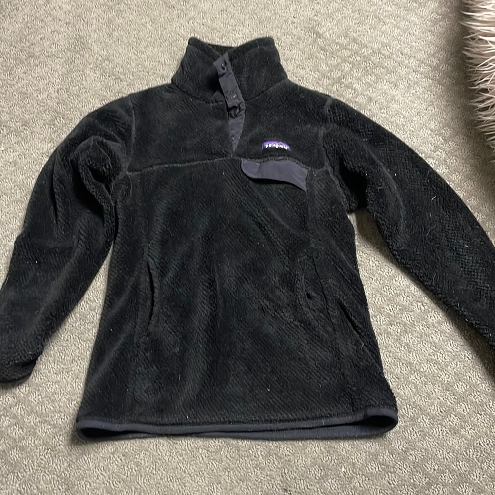 patagonia sweatshirt